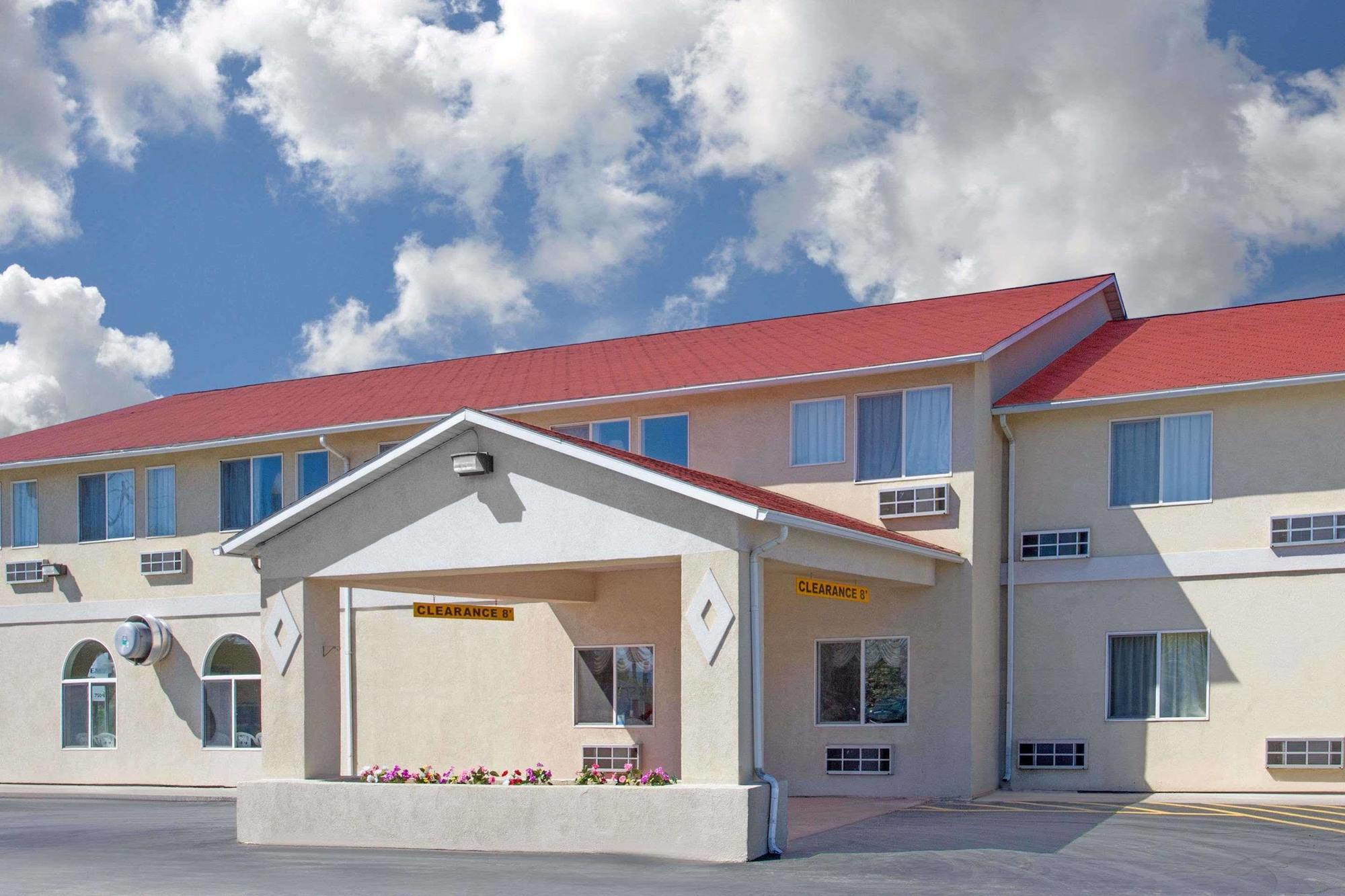 Super 8 By Wyndham Vernal Ut Buitenkant foto