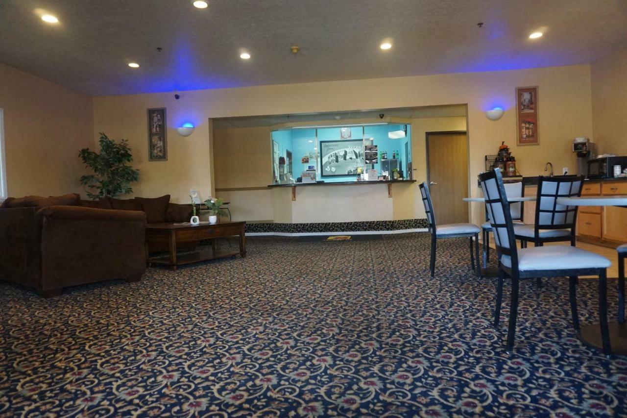 Super 8 By Wyndham Vernal Ut Buitenkant foto